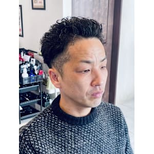 【40代男性】ロンドンカーリーツーブロック（大宮/バーバー）