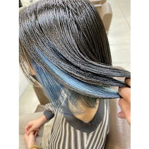 インナーカラー　スカイブルー