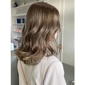 髪質改善カラー オリーブアッシュ 外国人風 赤み消しカラー