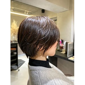 【croix】オトナ暗髪ボブ