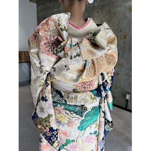 Noele hair atelier×スタイル