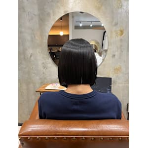 Noele hair atelier×スタイル
