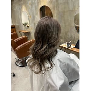 Noele hair atelier×スタイル