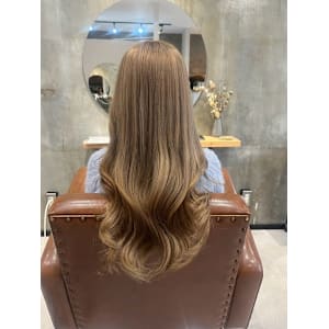 Noele hair atelier×スタイル