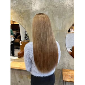 Noele hair atelier×スタイル