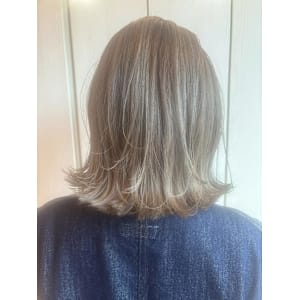 大人可愛い/明るめカラー/ケアブリーチ