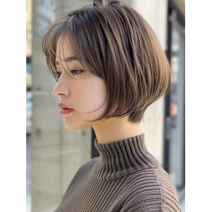 【Luana難波】小顔カットくびれショート×モカグレージュ