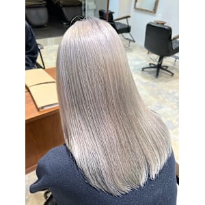 ホワイトシルバーカラー