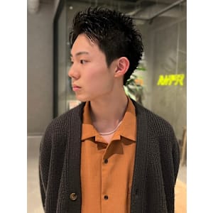 スパイキーショート アップバング 眉毛カット 20代30代