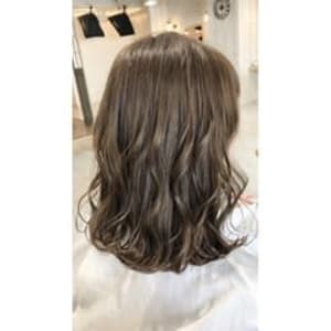 ＊オリーブベージュ