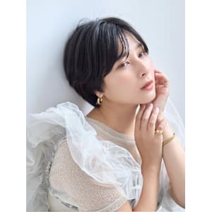 【La fith】大人ショート×黒髪×センターパート