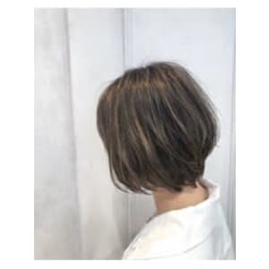 ふんわりショートボブ×グレーアッシュ【CIEL千葉店】