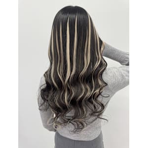 地毛が長い方でもできる！エクステハイライト♪