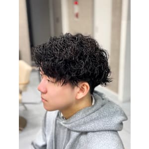 【横浜/ツイスパ】ツイスト強めなツイストスパイラルパーマ
