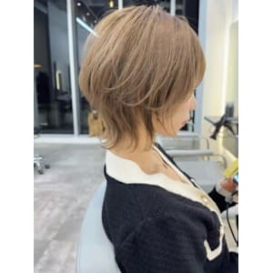 ミルクティネオウルフ　ウルフカット　ショートウルフ　ウルフ