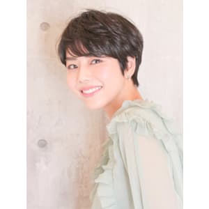 前下がりショート・ボブ/絶壁解消/前髪あり/40代/30代