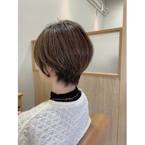 大人ショートスタイル