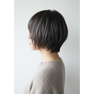 ナチュラル×上品な大人のショートボブ
