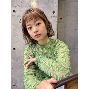 e.dit tokyo  ベージュカラー