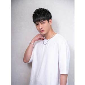 爽やか波巻き束感ショート