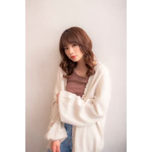 清楚感溢れるブリーチなし×ショコラブラウンカラー