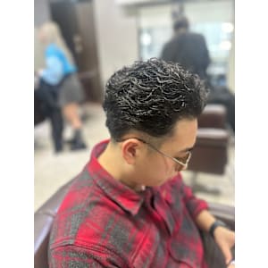 メンズパーマ 波打ちパーマ - GLADGE池袋/ダブルカラー/ブリーチ【グラッジイケブクロダブルカラーブリーチ】掲載中