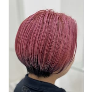 【デザインカラー×ショートスタイル】