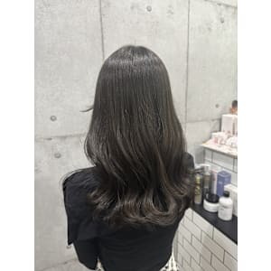 ダークグレージュ