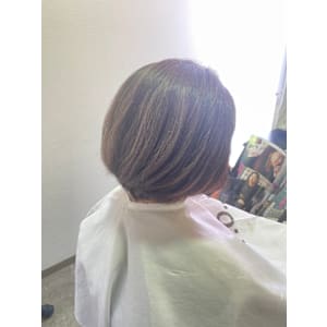 白髪ぼかしカラー - L.O.T.　Hair Resort【エルオーティー　ヘアリゾート】掲載中