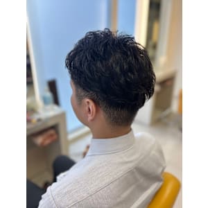 ビジネスマン向けツイストパーマ