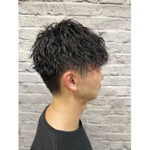 ツーブロックツイストスパイラルパーマ