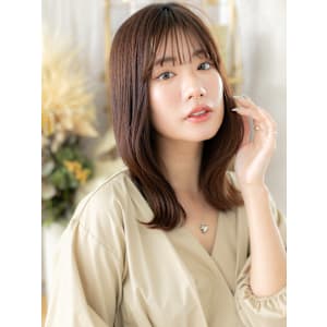 透明感ピンクブラウン外ハネロブくびれカール　韓国風巻き
