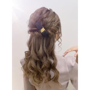 綺麗めハーフアップ♪