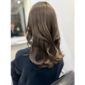 【SOLVER 山田】くびれレイヤー/ブラウングレージュ