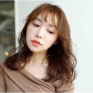 ニュアンス巻きセミロング