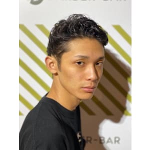 ビジネス爽やかニュアンスパーマスタイル - BARBER-BAR 四谷店【バーバーバー ヨツヤテン】掲載中