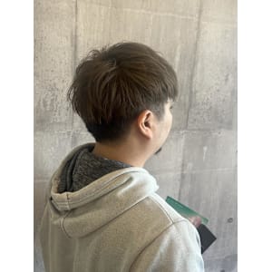 グレージュカラー«ARCH Sayaka»