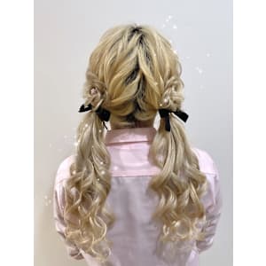 編み込みツインテール‪✕‬お花アレンジ♪