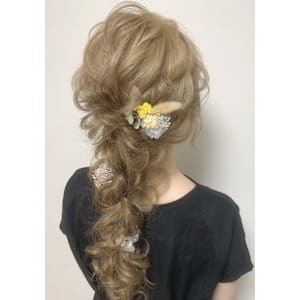 ゆるふわ編み下ろしヘア