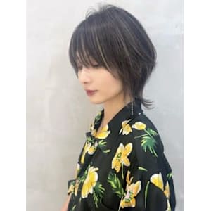 ウルフカット×ハイライト　ウルフ　ネオウルフ