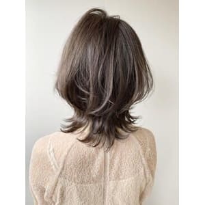 ひし形ネオウルフ×ハイライトボブウルフ　ウルフカット