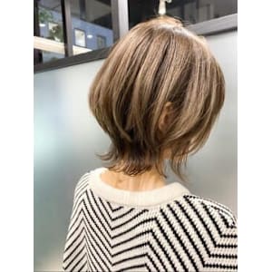 小顔ネオウルフ×ハイライトボブウルフ　ウルフカット