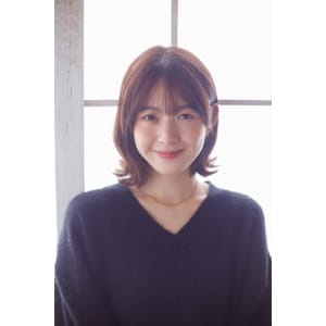 外ハネショートボブ