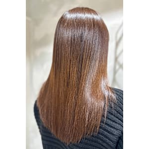 ネオメテオストレート（縮毛矯正）