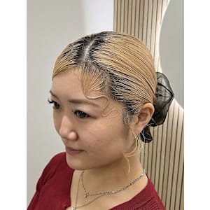ウェーブスタイルヘアアレンジ