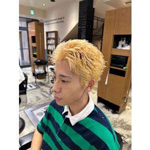 抜きっぱスパイキーショート【SHIFT】