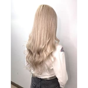 ブリーチ必須！