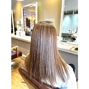 インナーカラーショートカットショートボブハイライトメッシュ