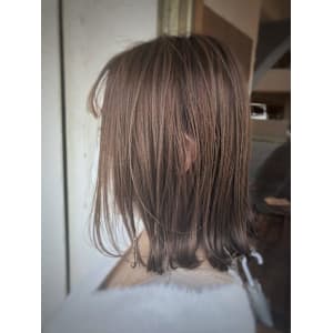 ハイライトベージュ