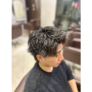 ツイストスパイラル - GLADGE池袋/ダブルカラー/ブリーチ【グラッジイケブクロダブルカラーブリーチ】掲載中